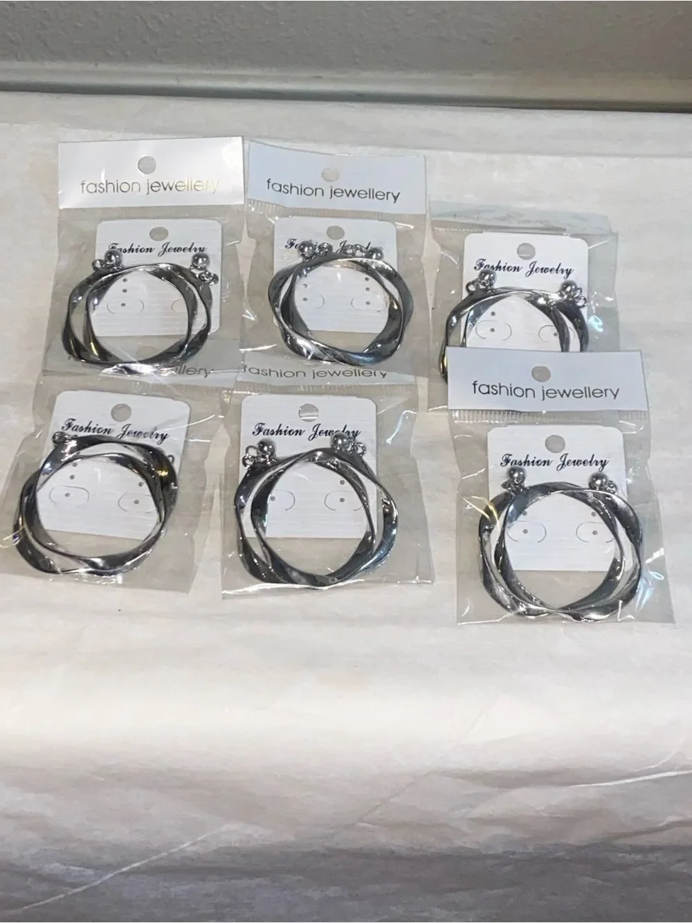 Fashion Jewellery Style 70s Retro Tone Silver Accessories Earrings